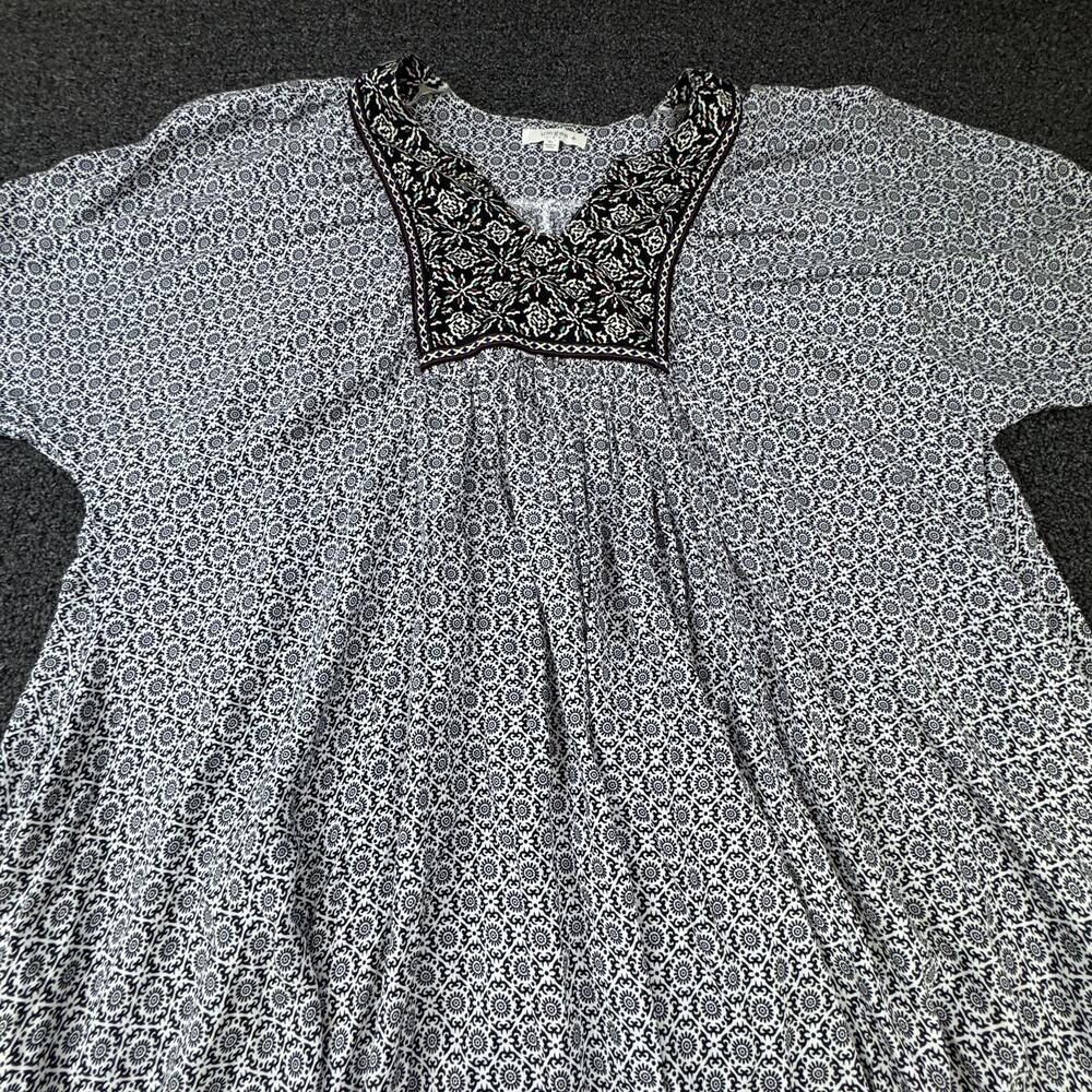 UMGEE Tunic Womens 1X Black V-Neck Geometric Embroidered Lightweight Woven